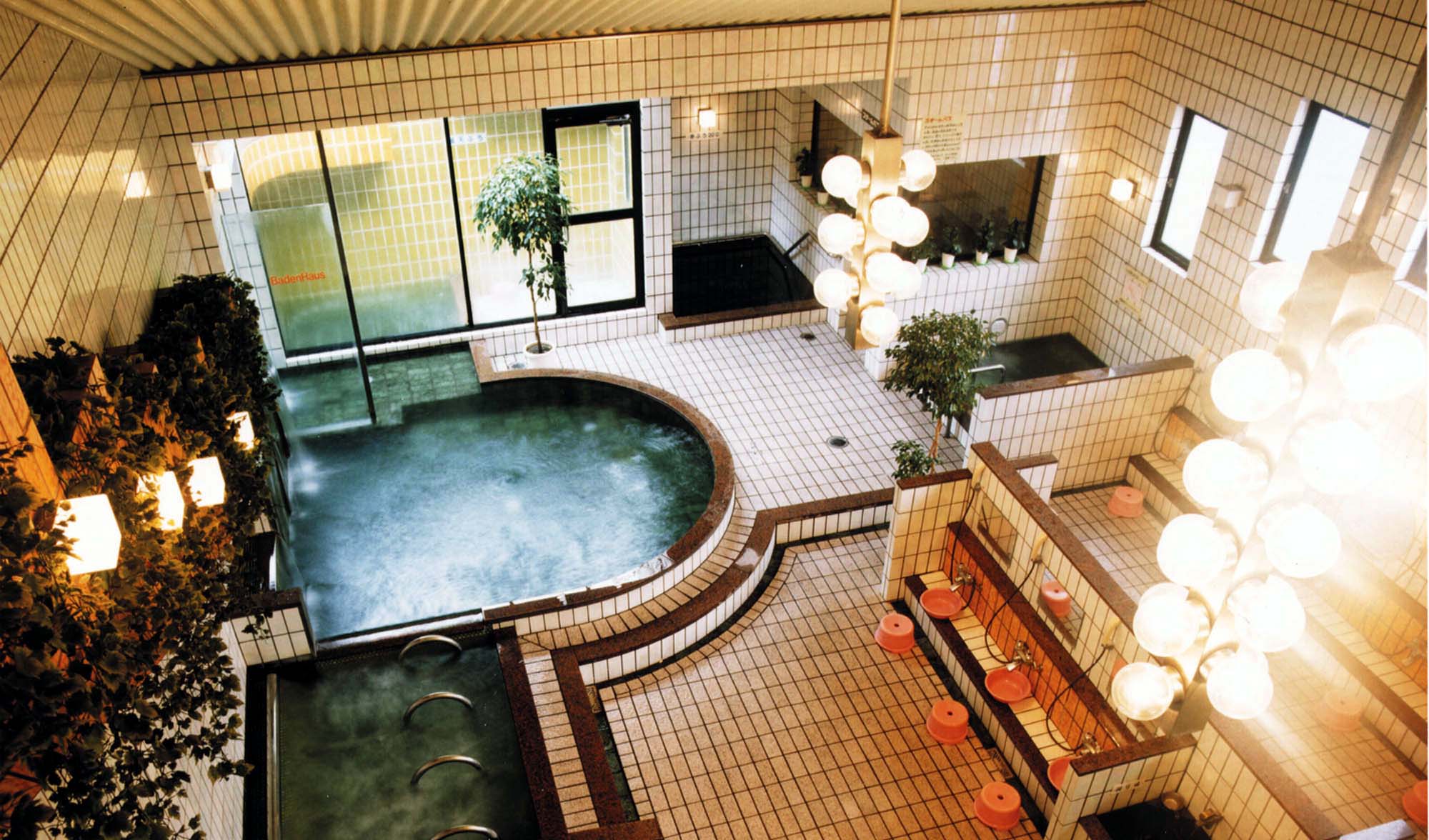 Nikkoichi Onsen Enjoy Bathing in a Hot Spring Facility That Suits You